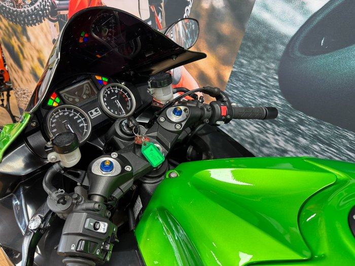 2012 Kawasaki NINJA ZX-14 (ZX14-R) GREEN