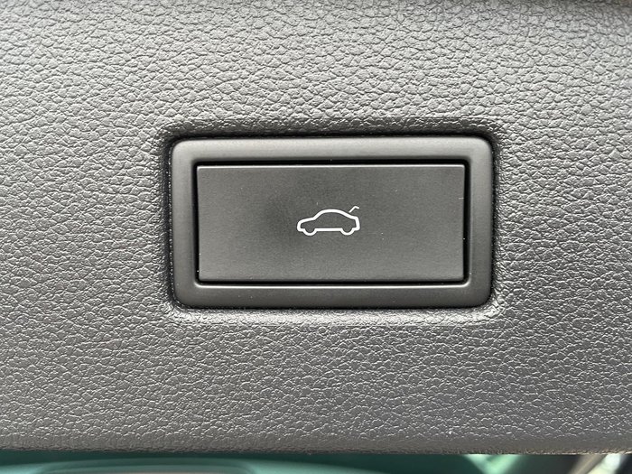 2022 Volkswagen Tiguan 162TSI R-Line