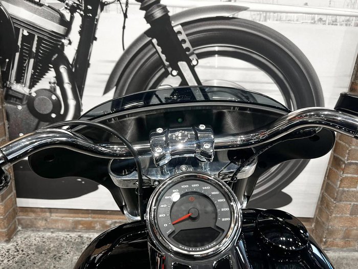 2023 Harley-Davidson Sport Glide 107 (FLSB) Softail Black