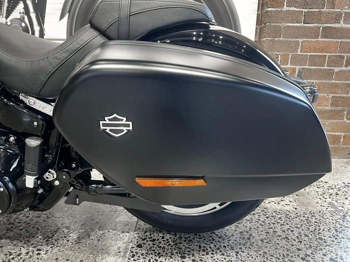 2023 Harley-Davidson Sport Glide 107 (FLSB) Softail Black