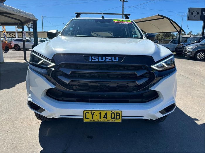 2022 Isuzu MU-X LS-M