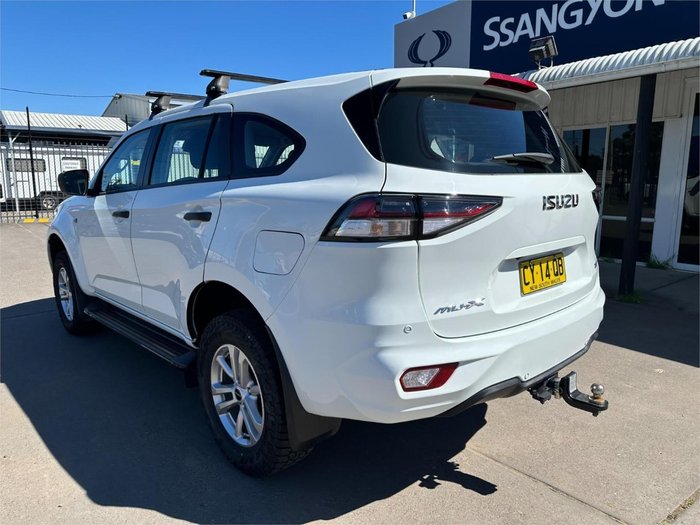 2022 Isuzu MU-X LS-M