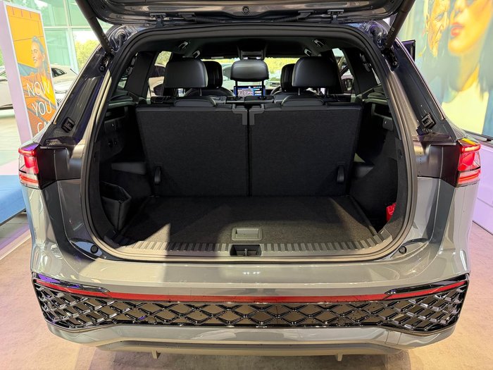 2025 Volkswagen Tayron 195TSI R-Line