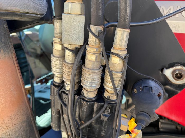 0 McCormick Cx105 Xtrashift