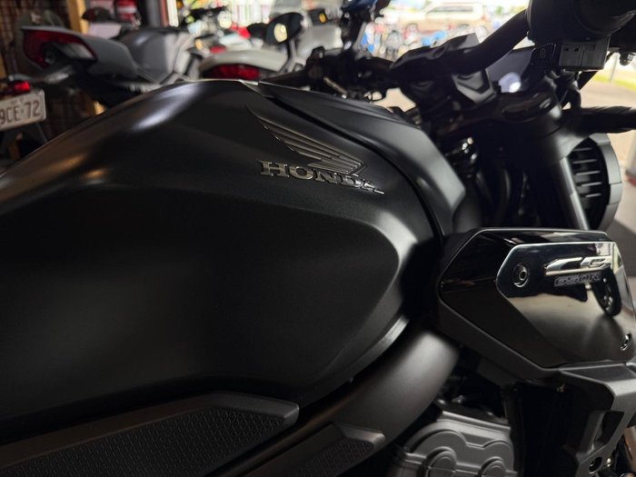 2024 Honda CB650R CB Black