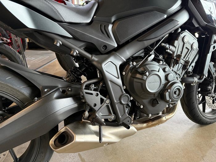 2024 Honda CB650R CB Black