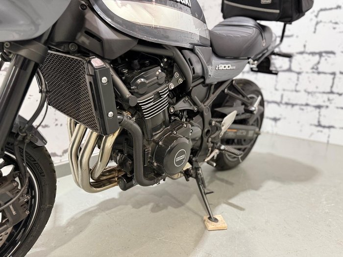 2018 Kawasaki Z900RS Cafe (Z900E) Z Grey