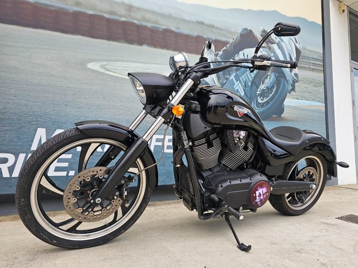 2014 VICTORY VEGAS 8-BALL Black