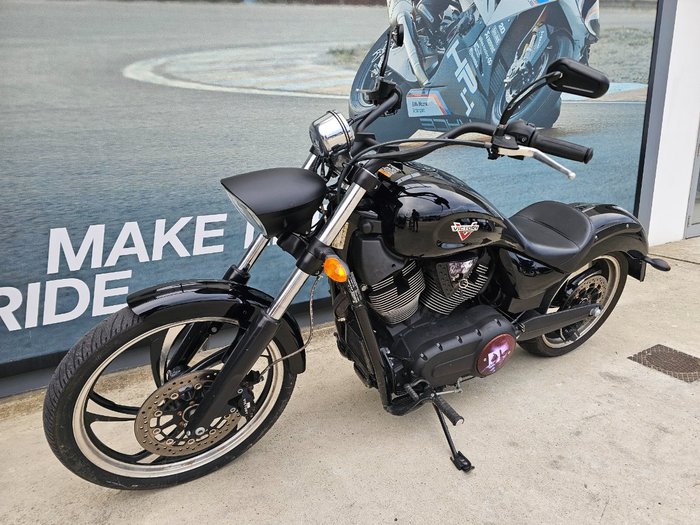 2014 VICTORY VEGAS 8-BALL Black