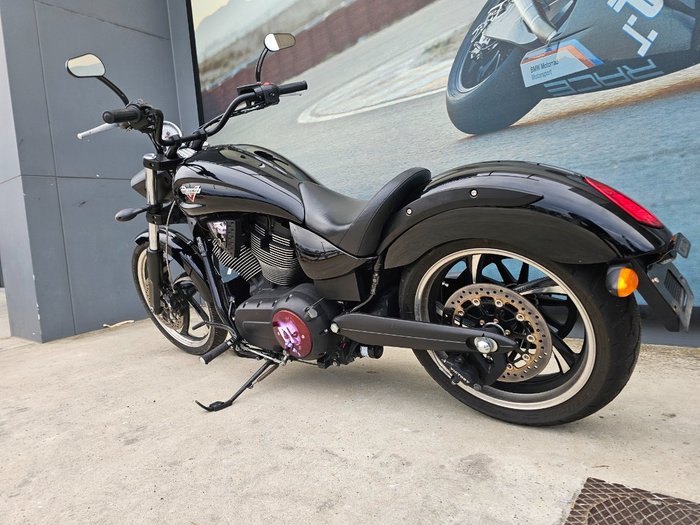 2014 VICTORY VEGAS 8-BALL Black