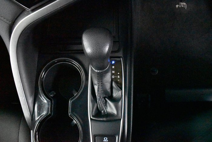 2019 Toyota Camry Ascent