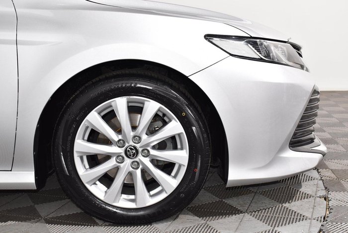 2019 Toyota Camry Ascent