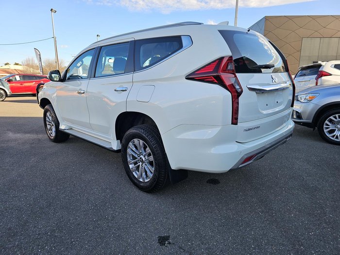 2020 Mitsubishi Pajero Sport GLX