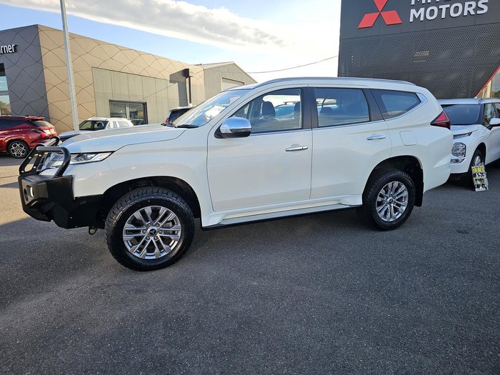 2020 Mitsubishi Pajero Sport GLX