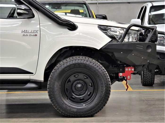 2016 Toyota Hilux SR GUN126R 4X4 Dual Range Glacier White