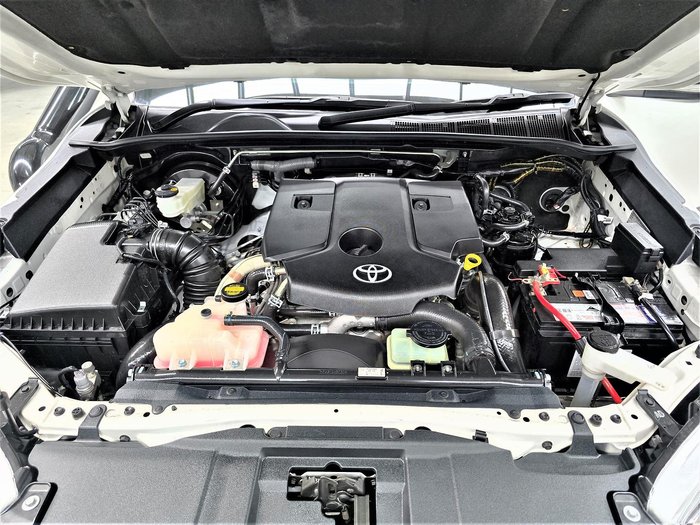 2016 Toyota Hilux SR GUN126R 4X4 Dual Range Glacier White