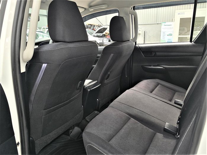 2016 Toyota Hilux SR GUN126R 4X4 Dual Range Glacier White