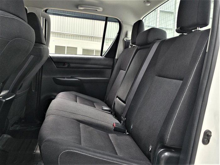 2016 Toyota Hilux SR GUN126R 4X4 Dual Range Glacier White