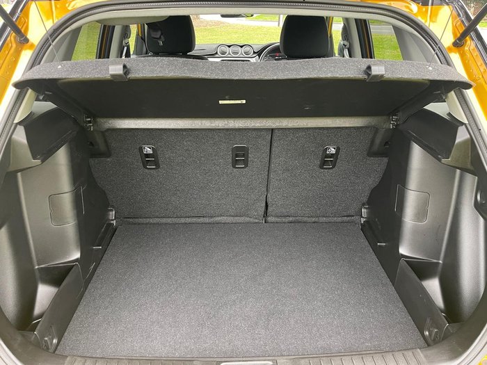 2024 Suzuki Vitara LY Series II GOLD