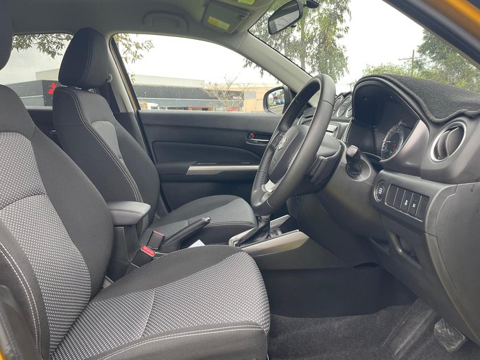 2024 Suzuki Vitara LY Series II GOLD