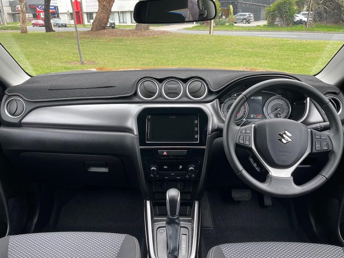 2024 Suzuki Vitara LY Series II GOLD