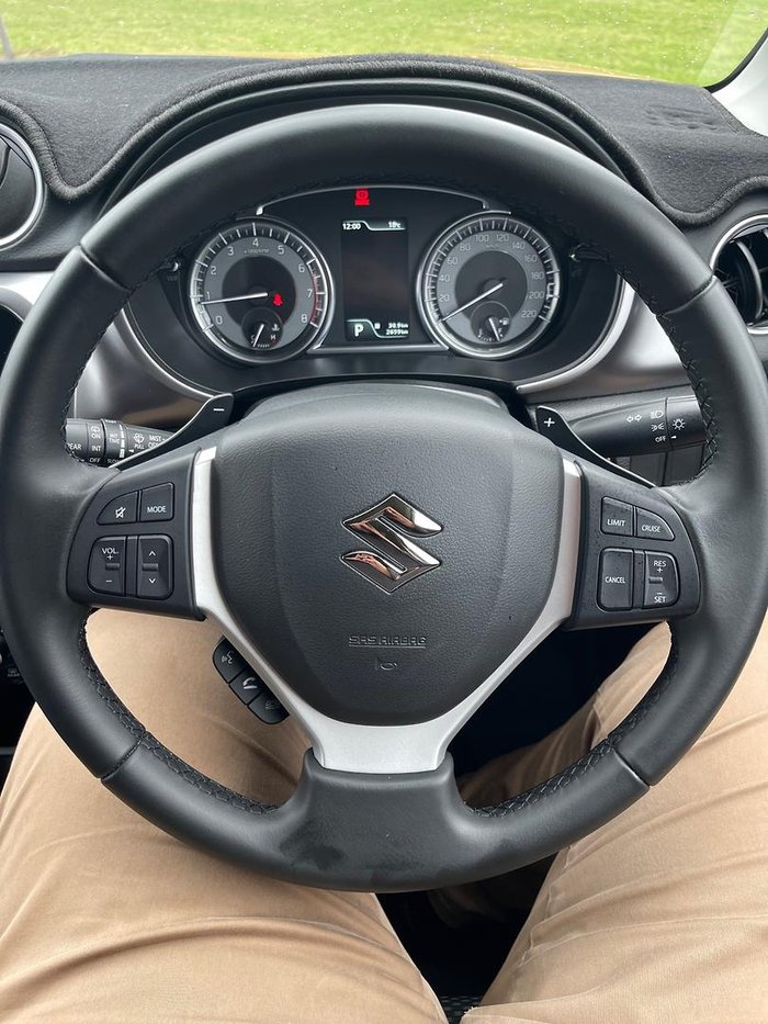 2024 Suzuki Vitara LY Series II GOLD