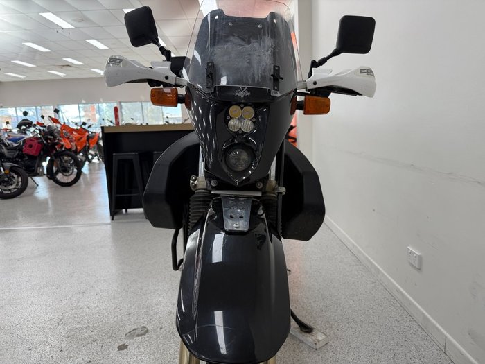 2020 Suzuki DR650SE Black