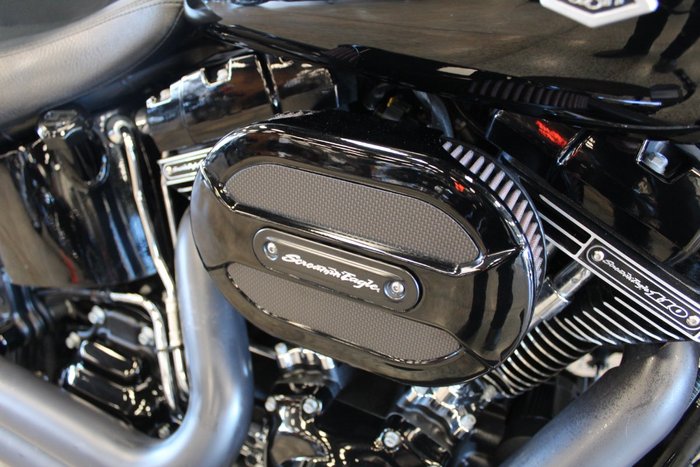 2016 Harley-davidson FLSTFBS FAT BOY S BLACK