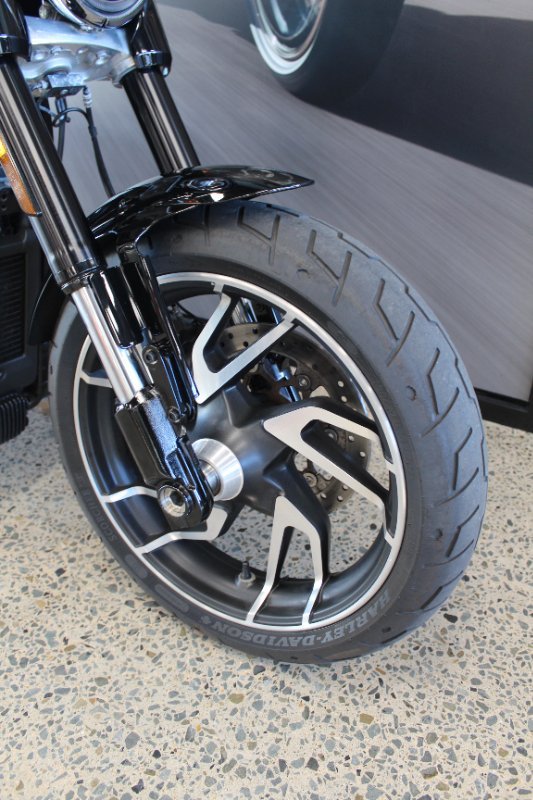 2021 Harley-davidson FLSB SPORT GLIDE (107) Black