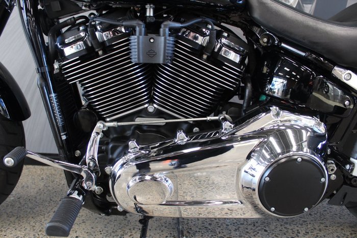 2021 Harley-davidson FLSB SPORT GLIDE (107) Black
