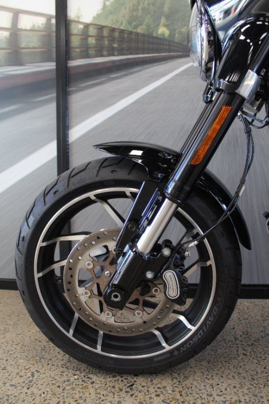 2021 Harley-davidson FLSB SPORT GLIDE (107) Black