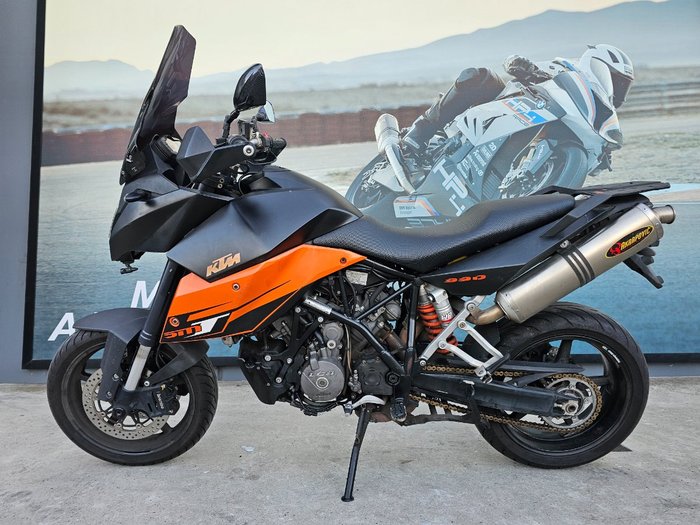 2009 Ktm 990 SUPERMOTO T Black