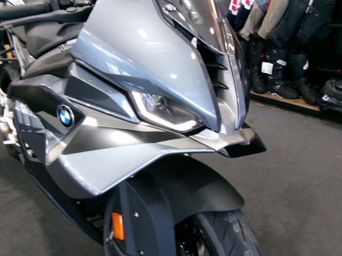 2025 BMW Motorrad S 1000 RR BLUESTONE METALLIC