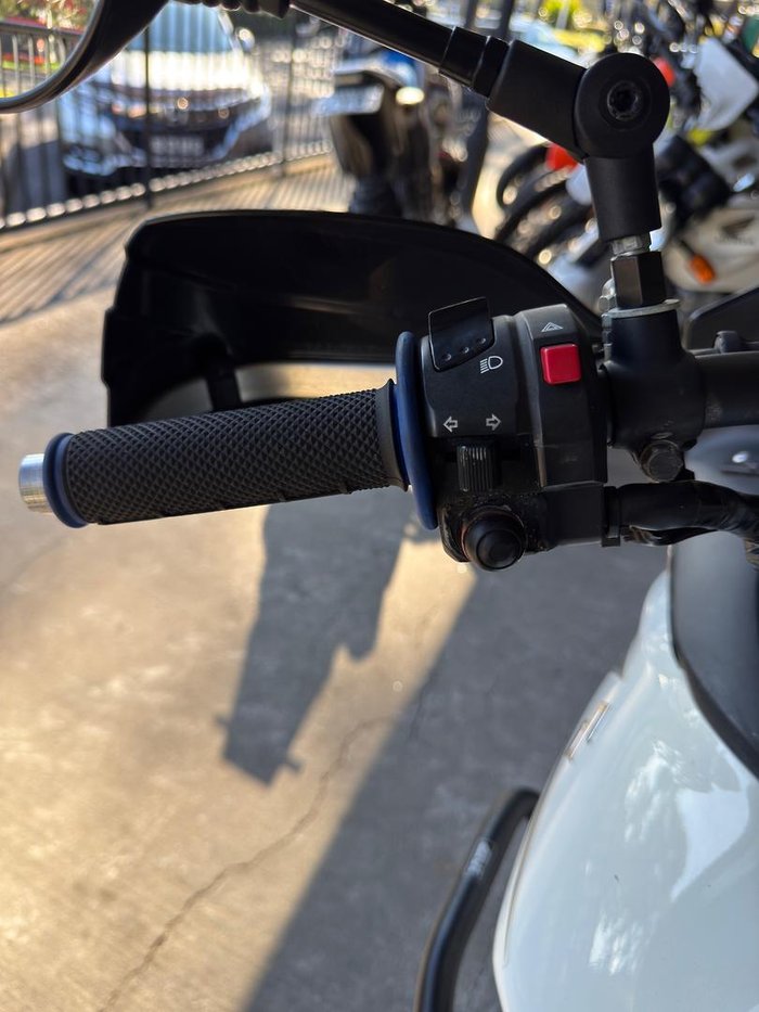 2008 Suzuki V-Strom 650 (DL650) V-Strom White