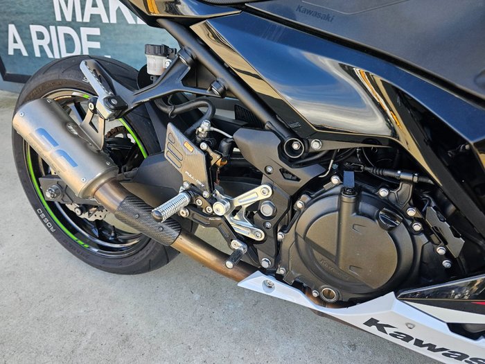 2021 Kawasaki NINJA 400 LIME GREEN/EBONY