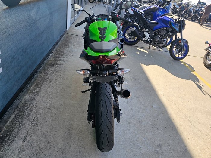 2021 Kawasaki NINJA 400 LIME GREEN/EBONY