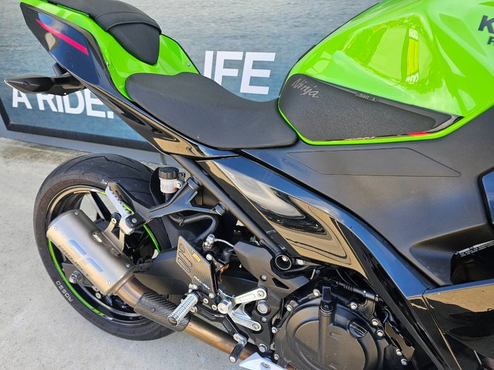 2021 Kawasaki NINJA 400 LIME GREEN/EBONY