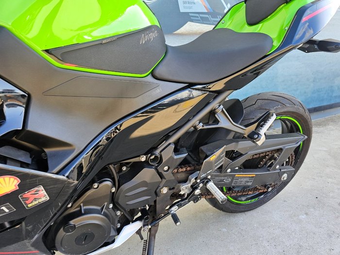 2021 Kawasaki NINJA 400 LIME GREEN/EBONY