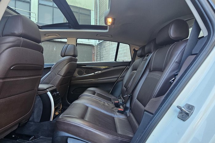 2016 BMW 5 Series 520d Luxury Line F07 LCI Alpine White