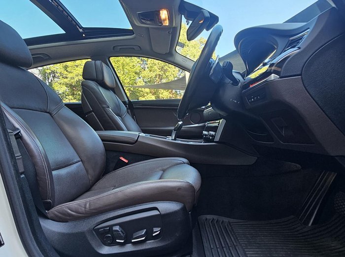 2016 BMW 5 Series 520d Luxury Line F07 LCI Alpine White