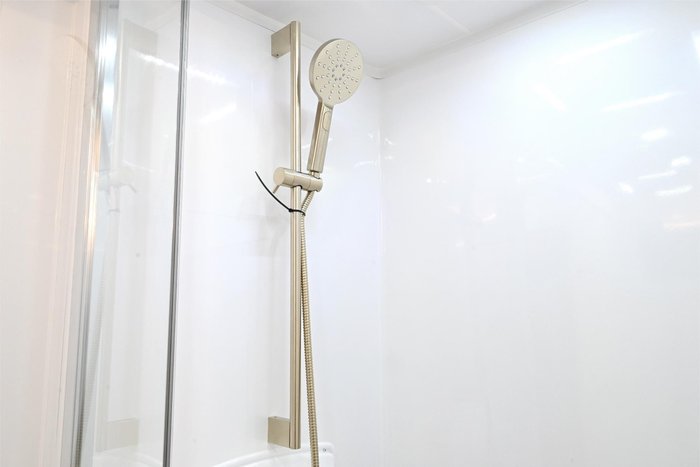 2025 VICTORY CARAVANS Trophy 21.6 Rear Club