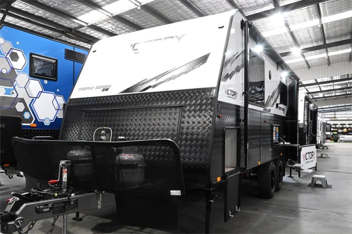 2025 VICTORY CARAVANS Trophy 21.6 Rear Club