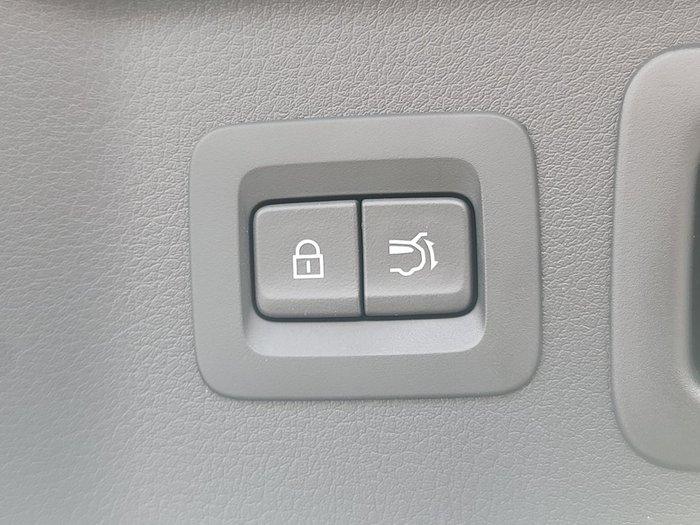 2024 Mazda CX-70 G50e Azami