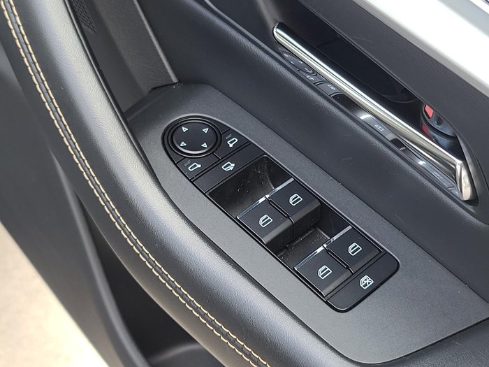 2024 Mazda CX-70 G50e Azami