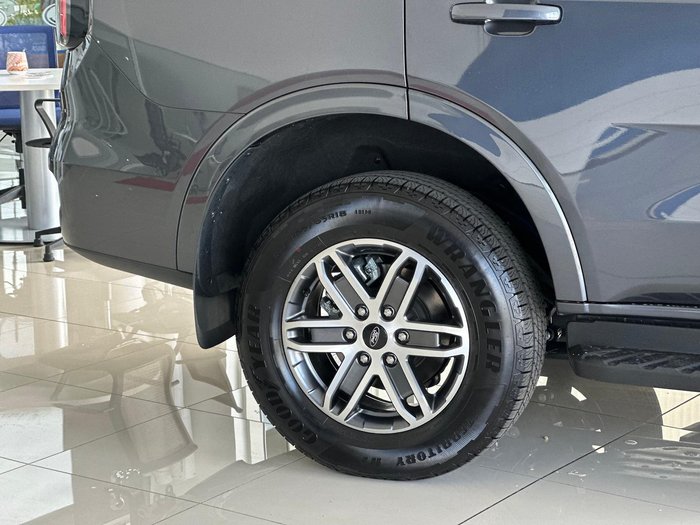 2025 Ford Everest Trend