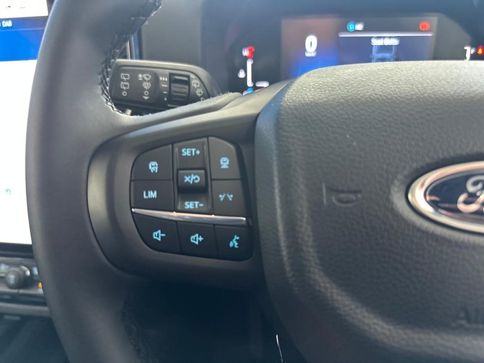 2025 Ford Everest Trend