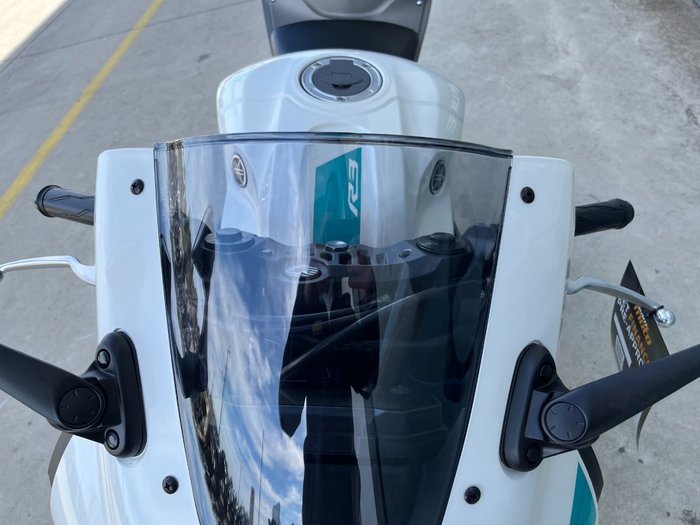 2024 Yamaha YZF-R3 White