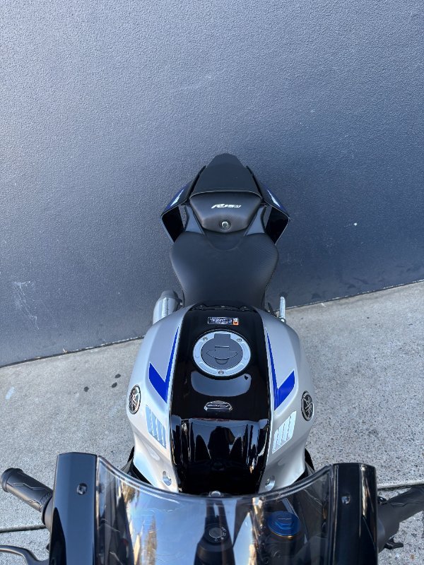 2023 Yamaha YZF-R15M BLACK/SILVER