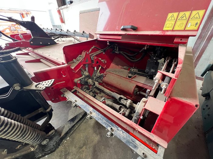 2019 Massey Ferguson 9316 D Twinmax Disc Header