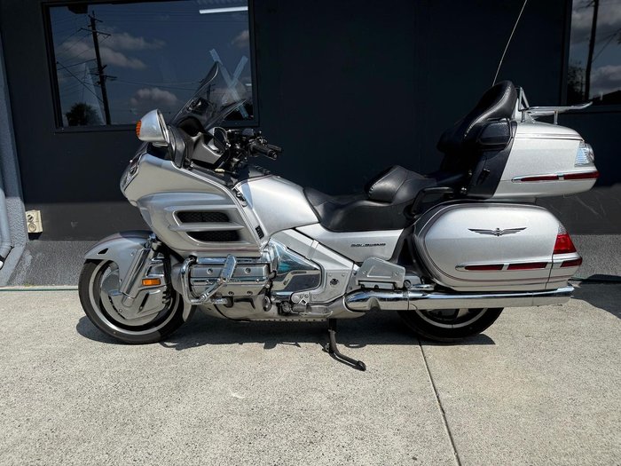 2006 Honda GoldWing (GL1800) GoldWing Silver